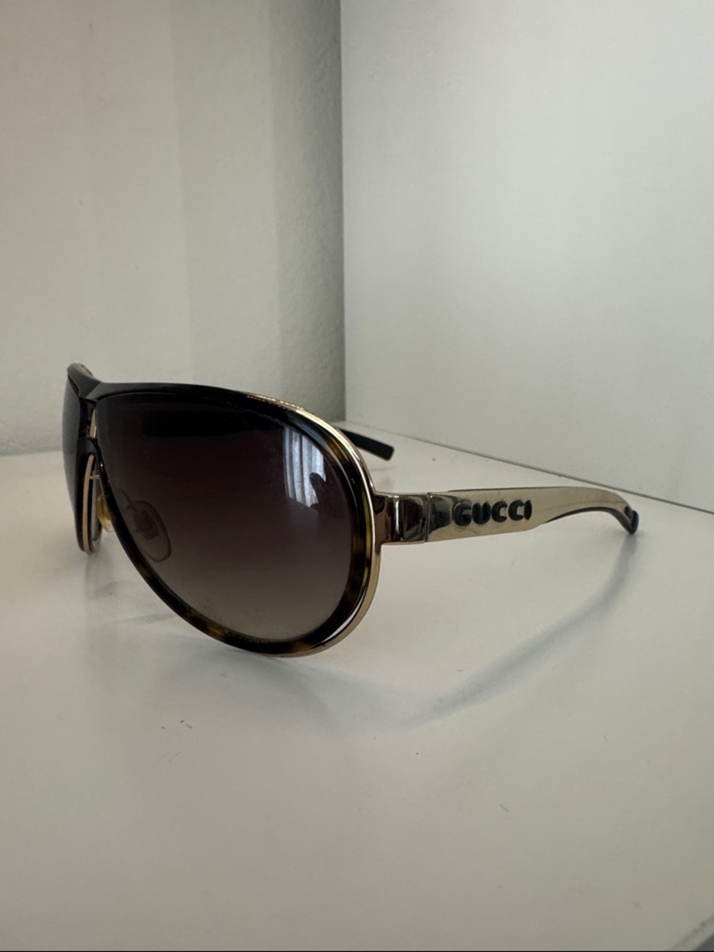 Gucci Brown Gradient Aviator Sunglasses - Picture 3 of 10
